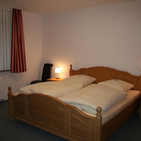 Hellmanns Hotel Bremers Bauerndiele Wiefelstede Bagian luar foto
