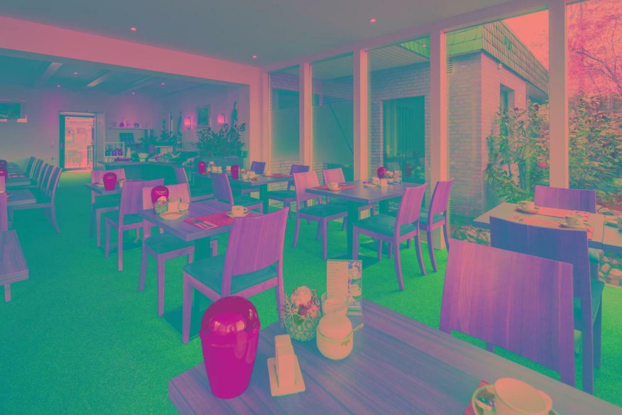 Hellmanns Hotel Bremers Bauerndiele Wiefelstede Bagian luar foto